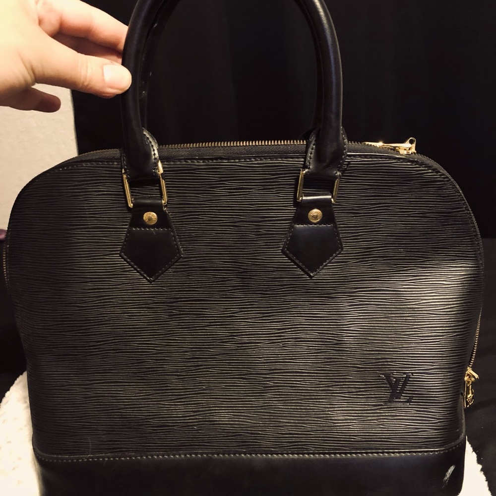 Louis Vuitton Alma Purse